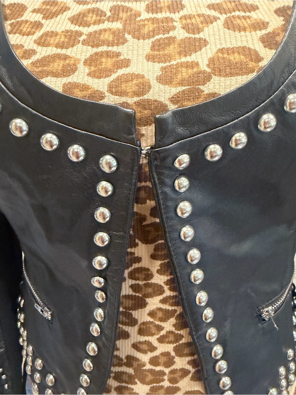 Vintage Bebe Bobbie Studded Crop Black leather Jacket RARE Size Small - Picture 5 of 5